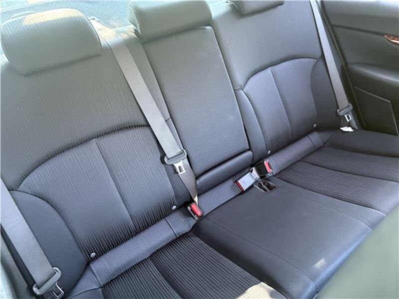 LEGACY B4