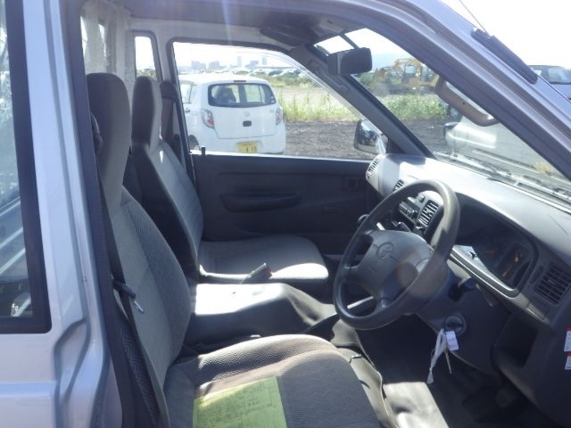 TOWNACE TRUCK