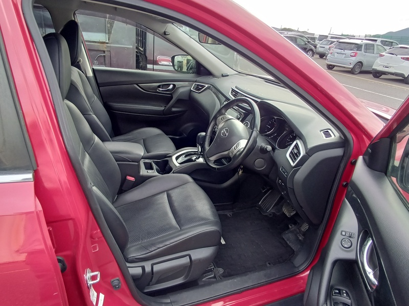 X-TRAIL
