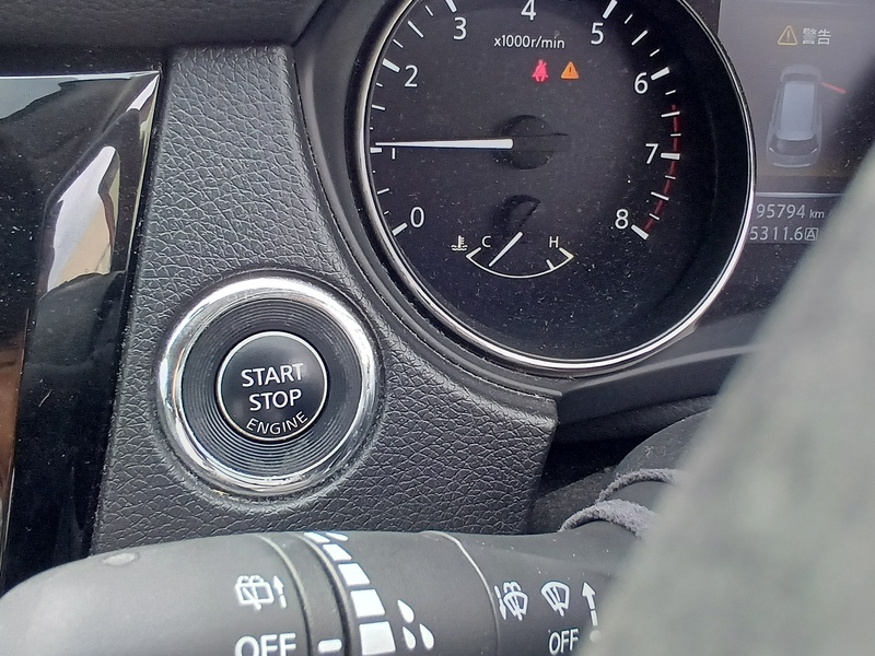 X-TRAIL
