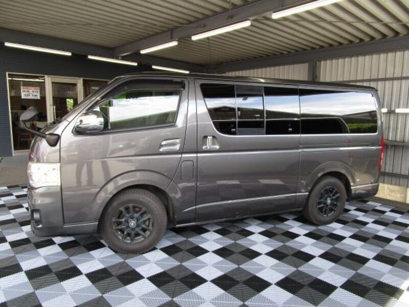 HIACE