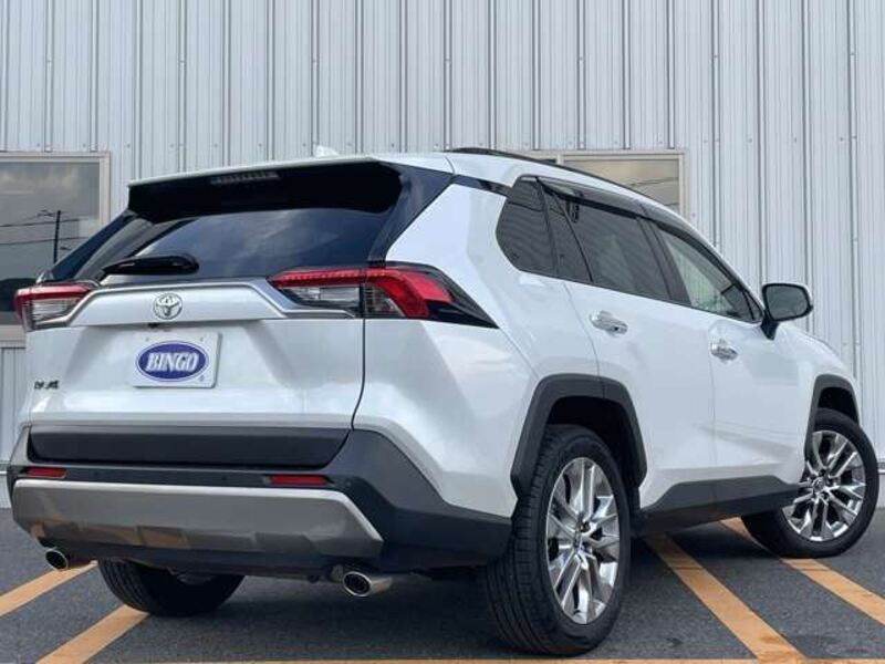 RAV4