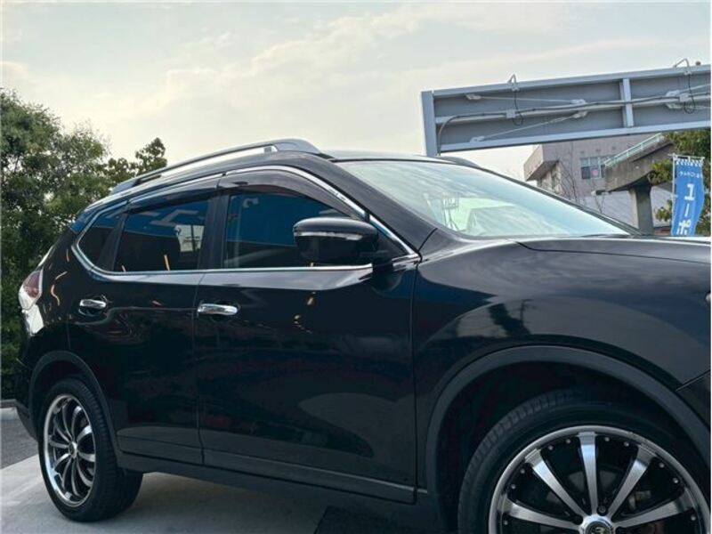 X-TRAIL