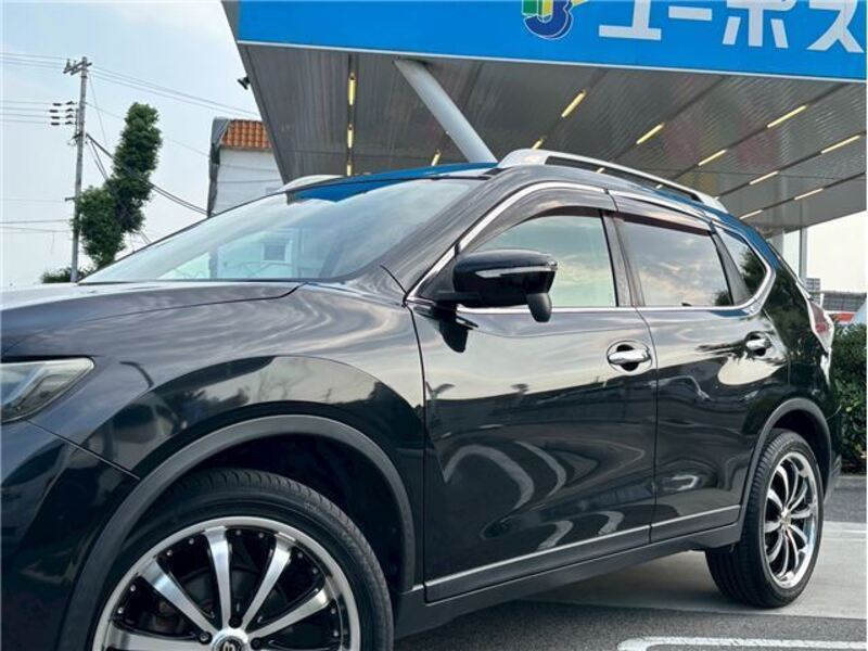 X-TRAIL