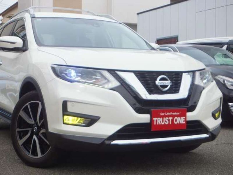 X-TRAIL