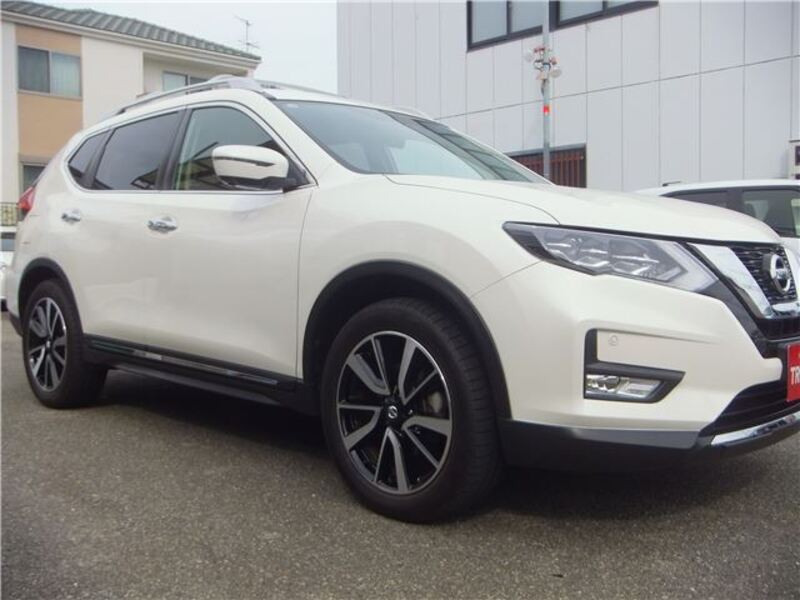 X-TRAIL