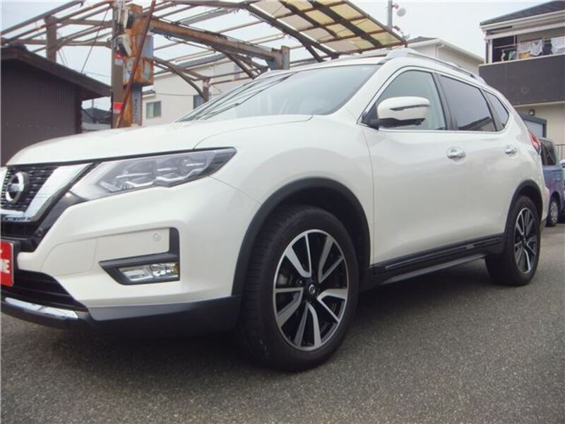 X-TRAIL