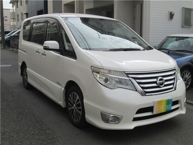 NISSAN SERENA
