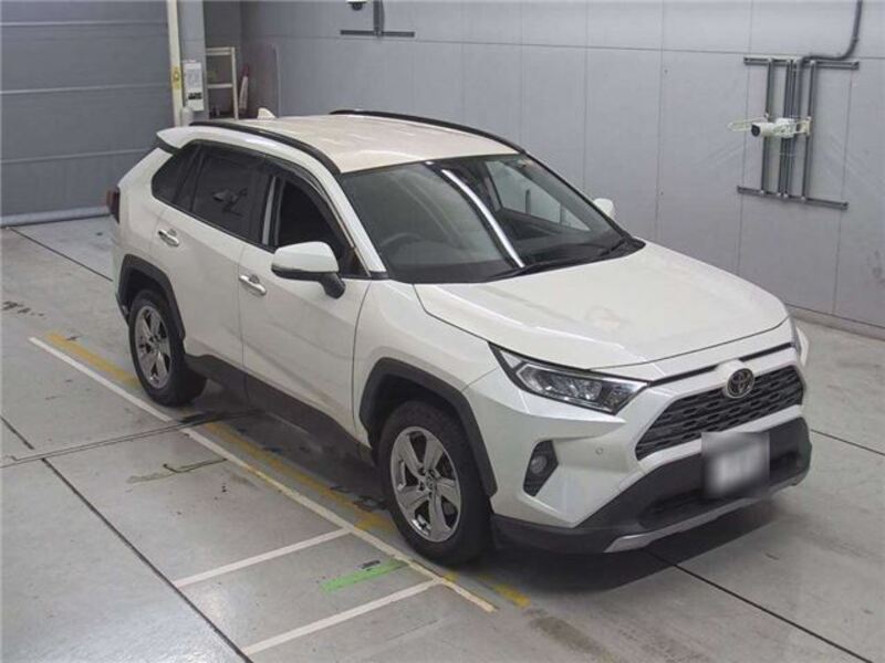 RAV4
