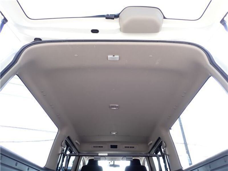 NV350 CARAVAN