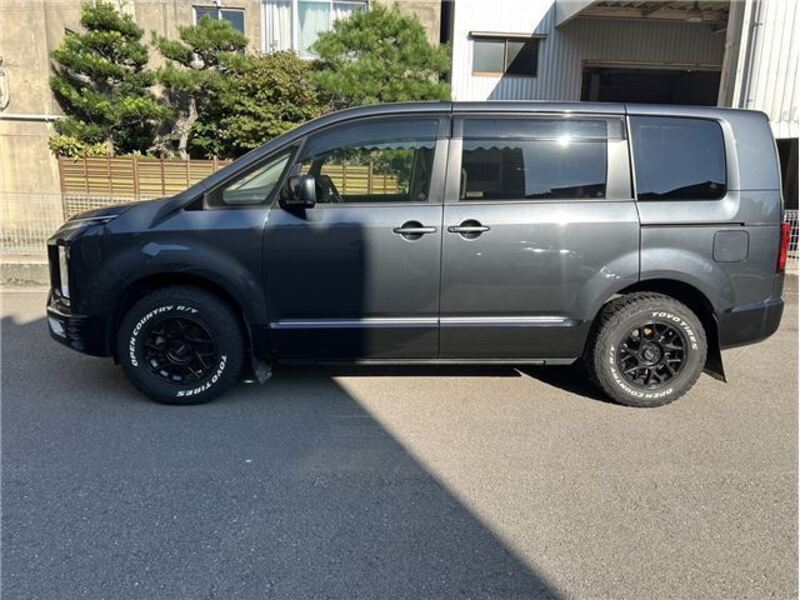 DELICA D5