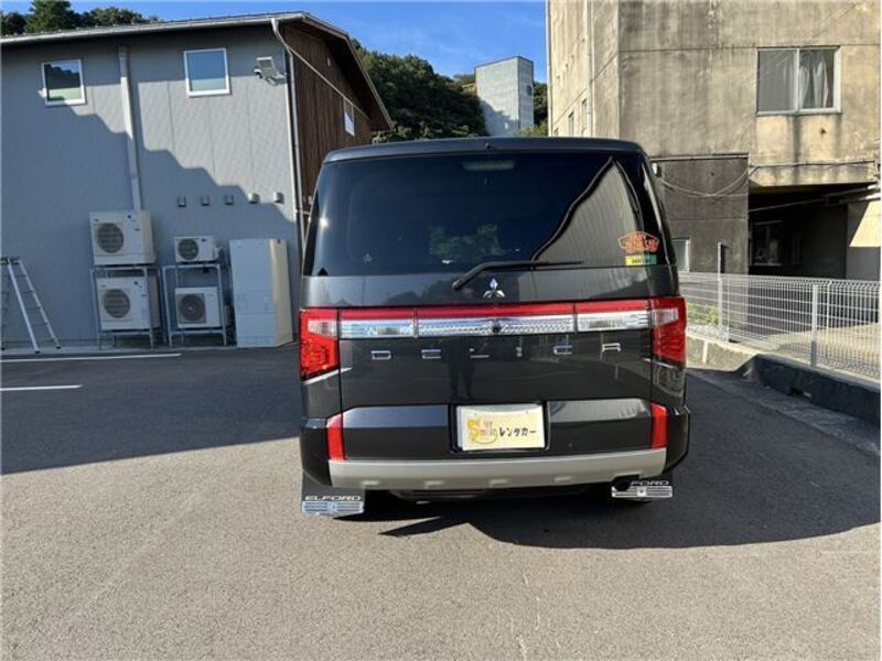 DELICA D5
