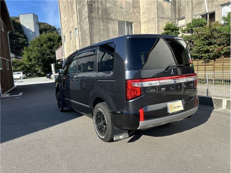 DELICA D5