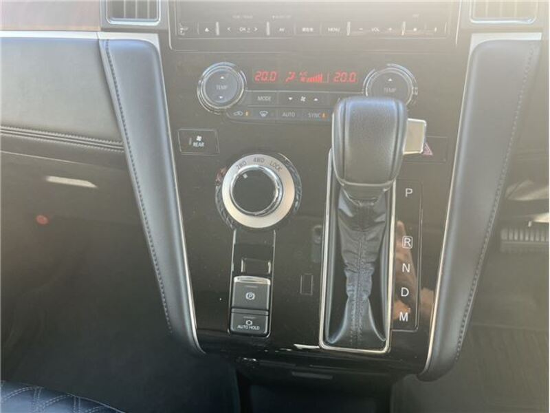 DELICA D5