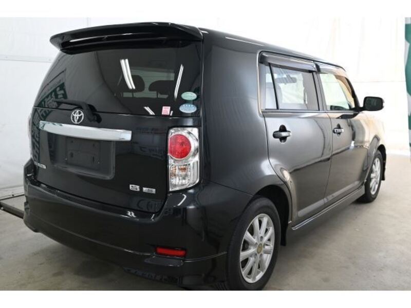 COROLLA RUMION
