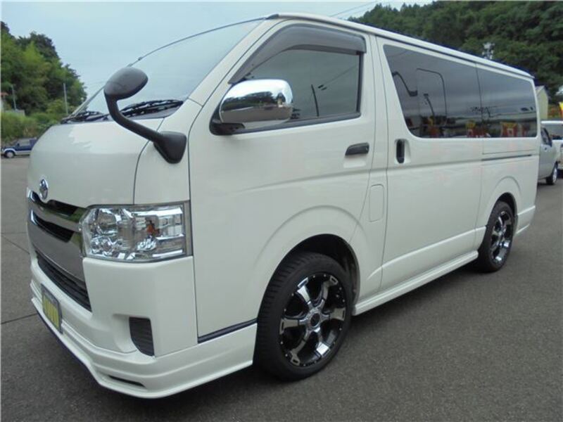 HIACE VAN