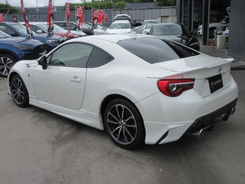86