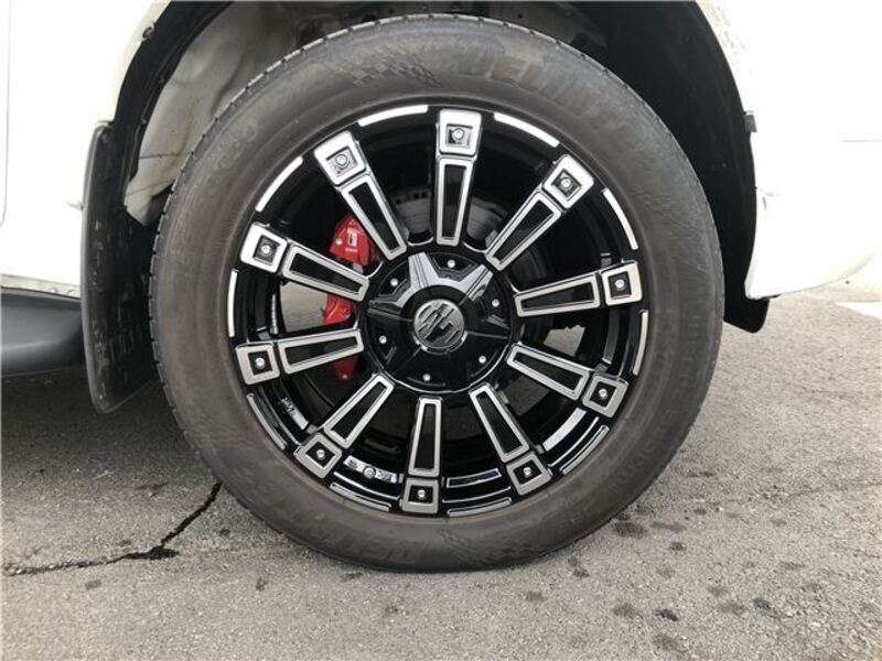 HILUX