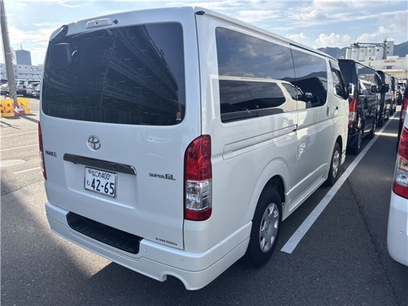 HIACE VAN