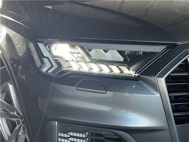 Q7