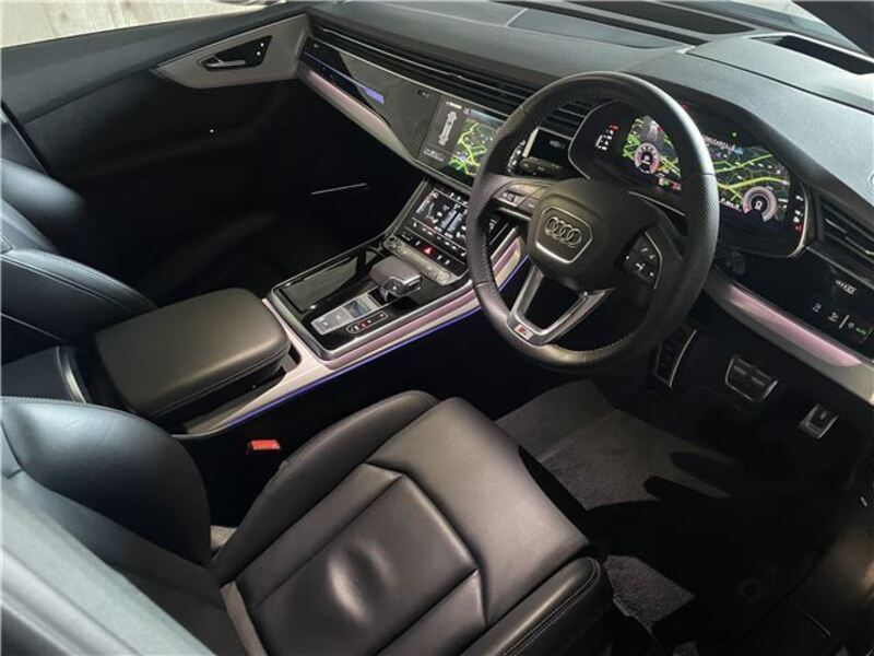 Q7