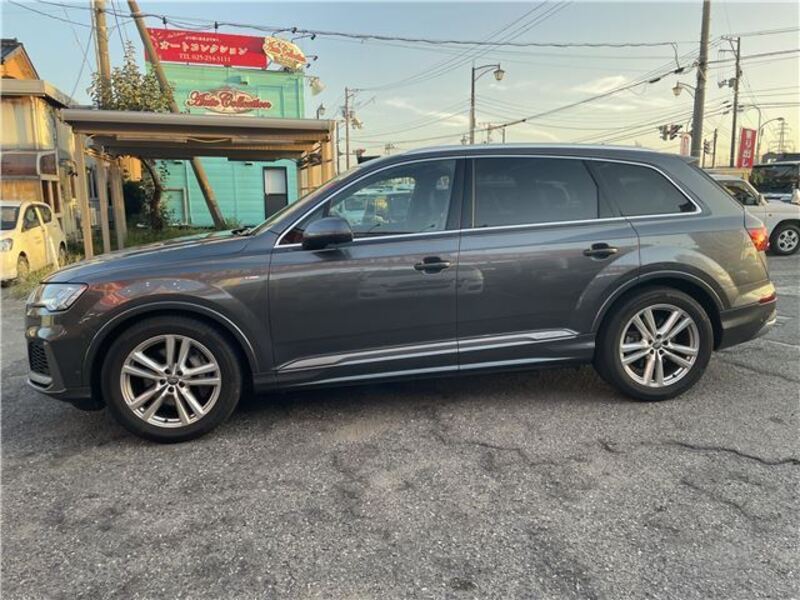 Q7