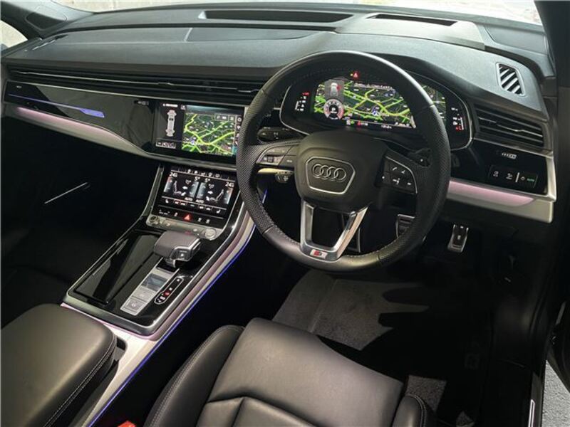 Q7