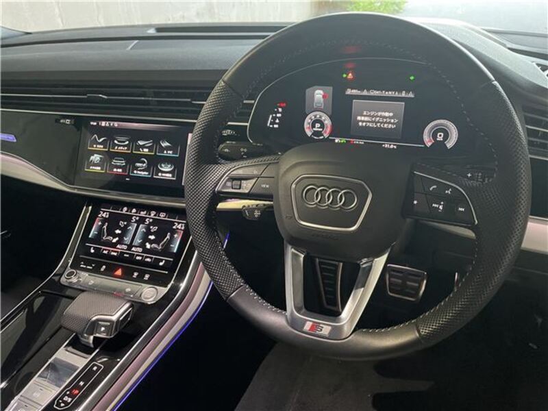 Q7