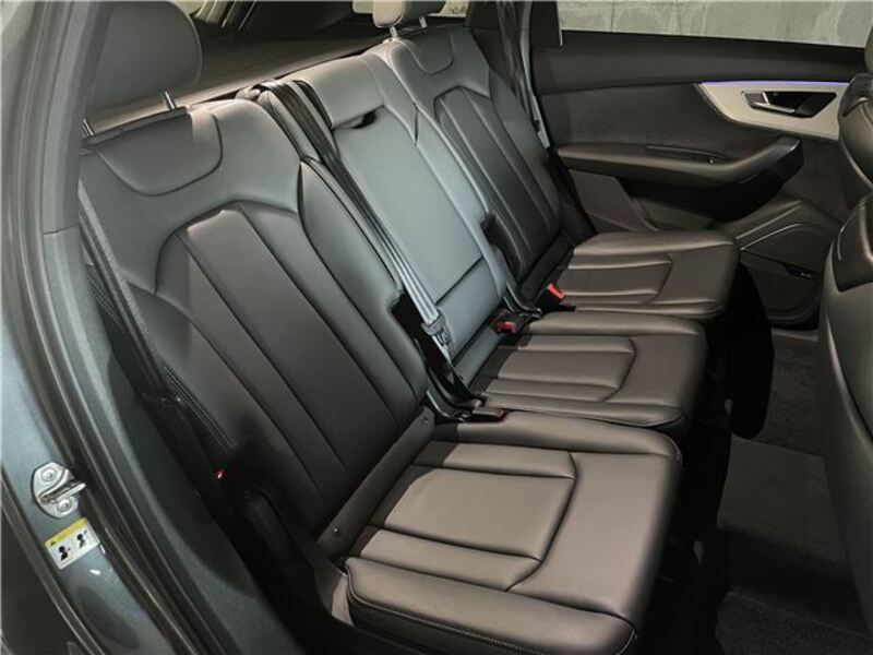 Q7