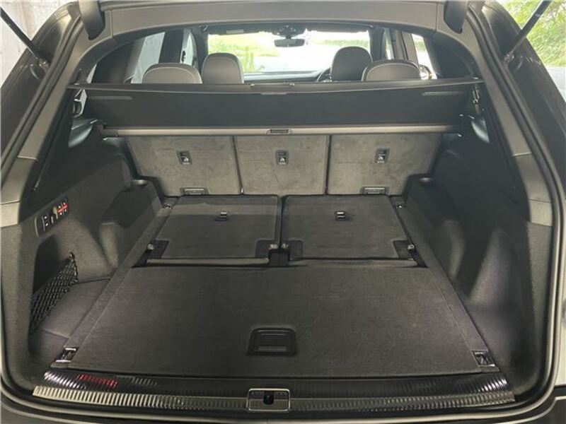 Q7
