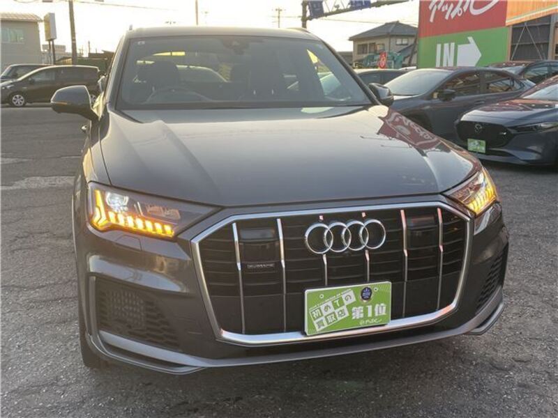 Q7