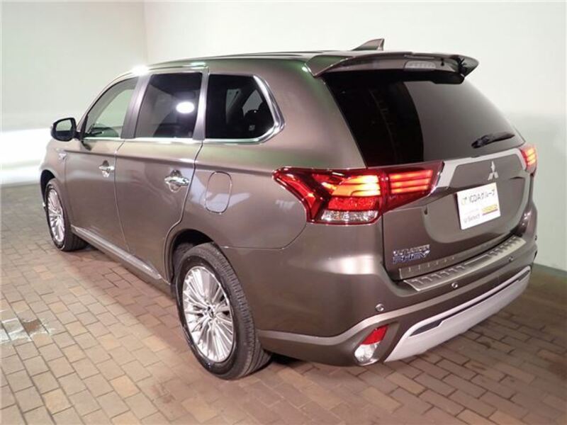 OUTLANDER PHEV