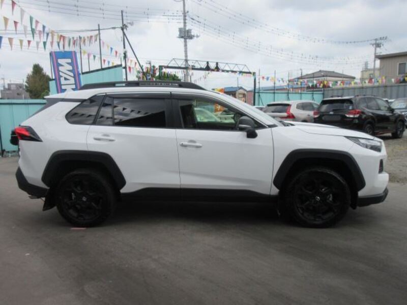 RAV4