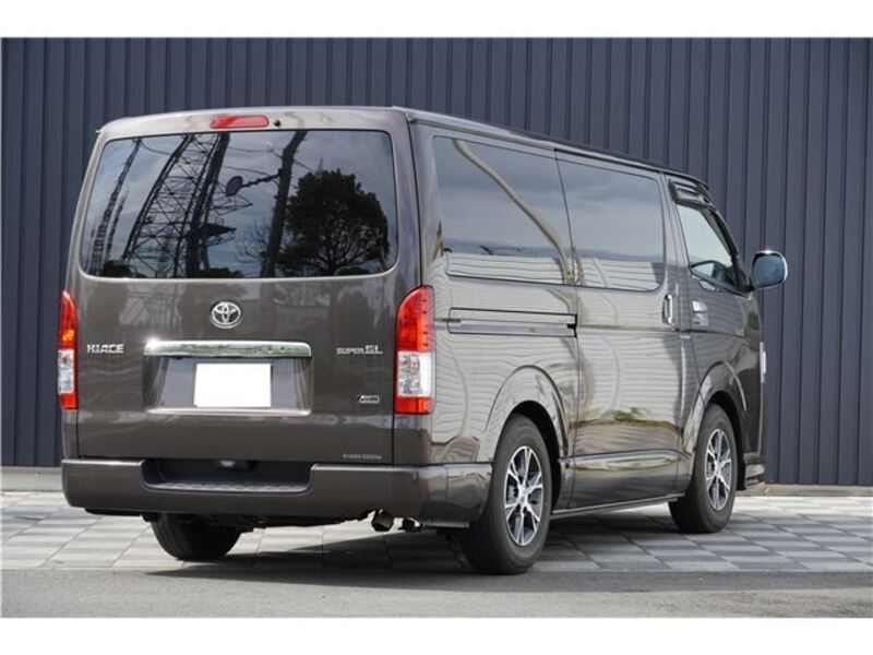 HIACE VAN