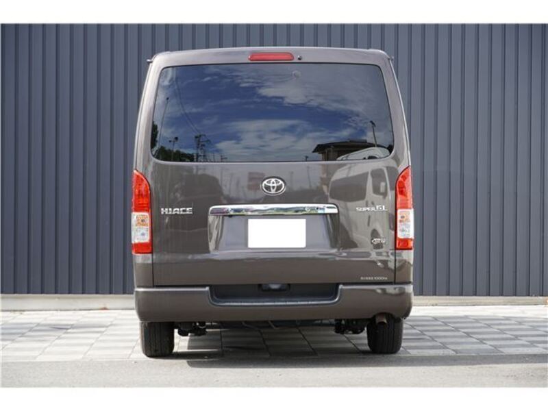 HIACE VAN