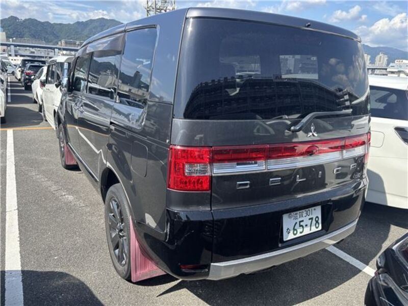 DELICA D5