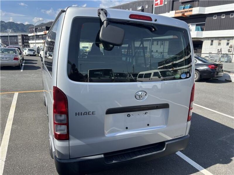 HIACE VAN