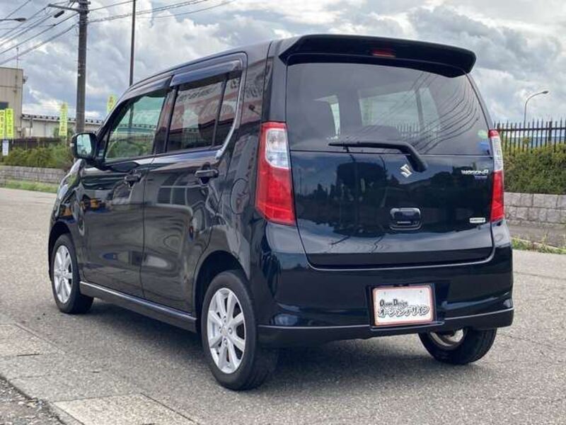 WAGON R