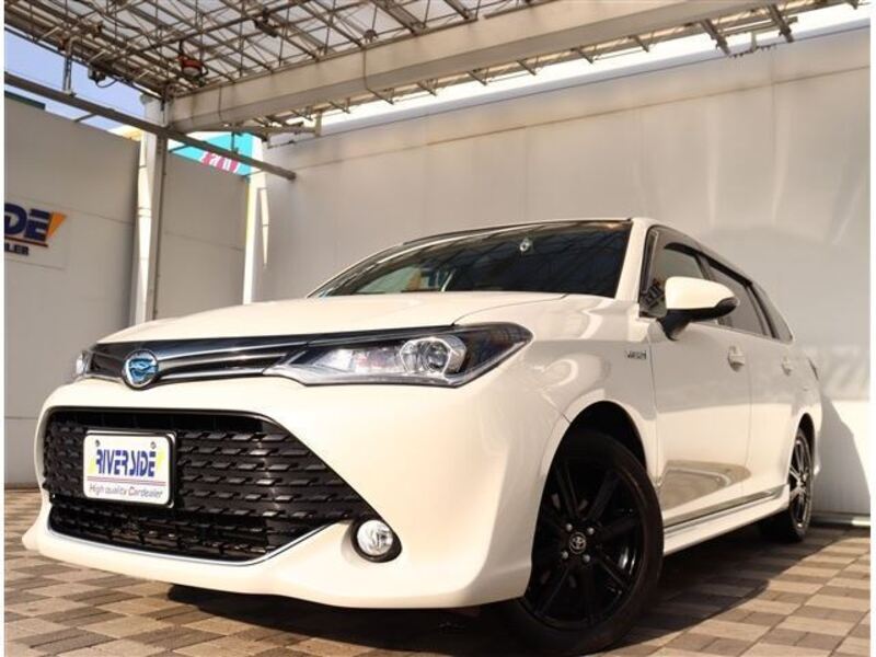 COROLLA FIELDER