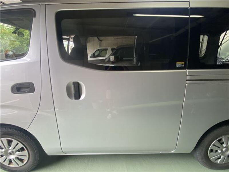 NV350 CARAVAN