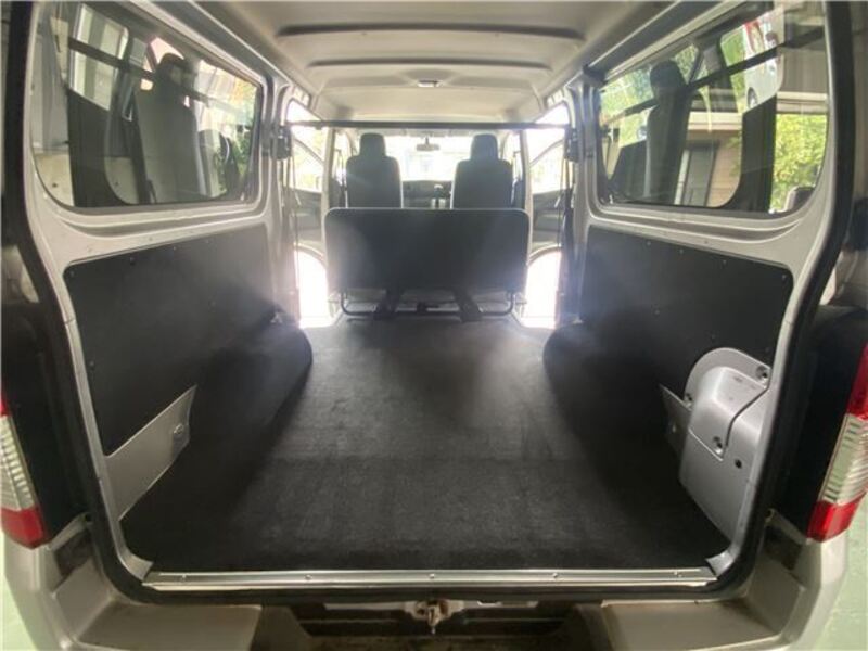 NV350 CARAVAN