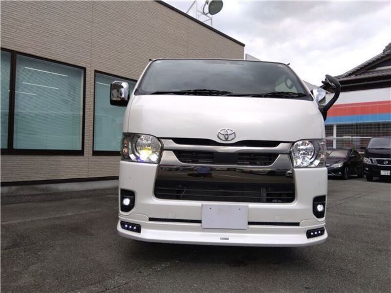HIACE