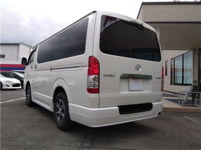 HIACE