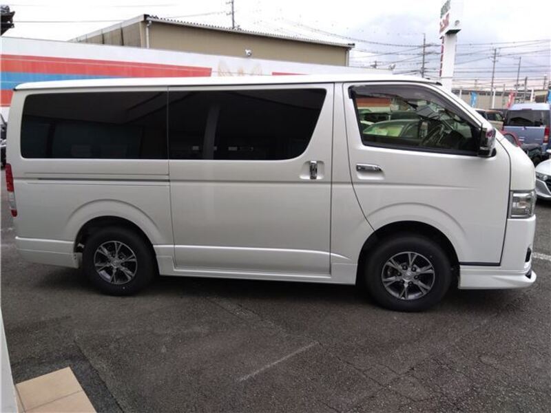 HIACE
