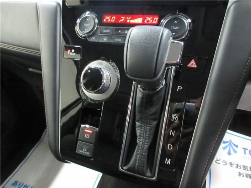 DELICA D5