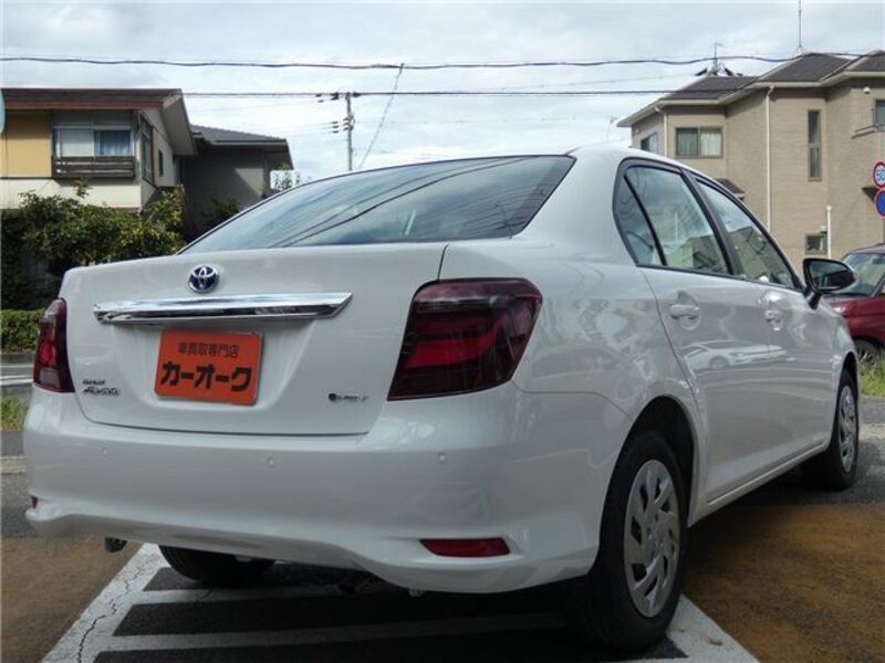 COROLLA AXIO