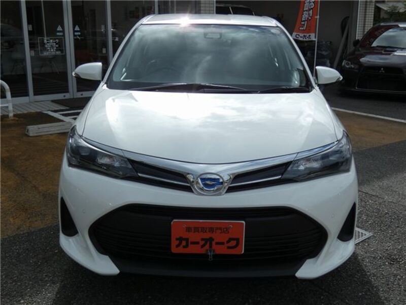 COROLLA AXIO