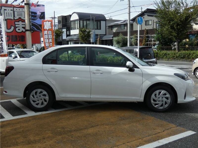COROLLA AXIO