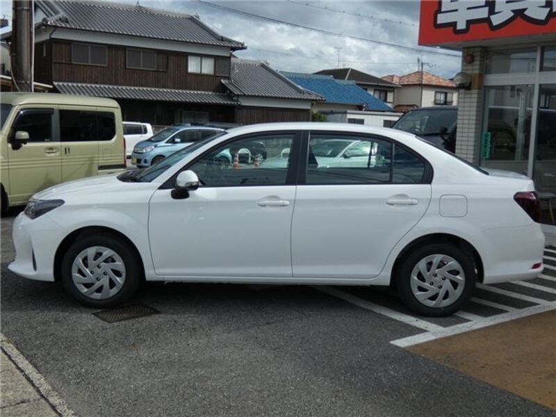 COROLLA AXIO
