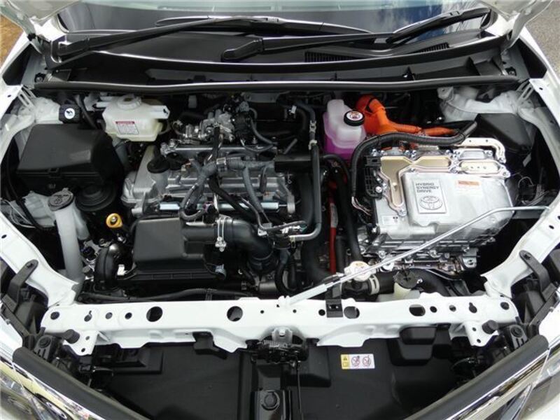 COROLLA AXIO